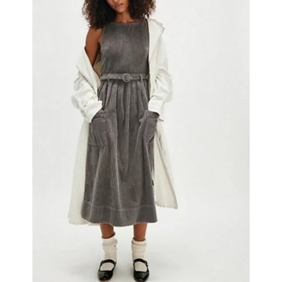 "WILL BE GONE SOON)The other side", "Courderoy midi dress"🩶 - Picture 3 of 17